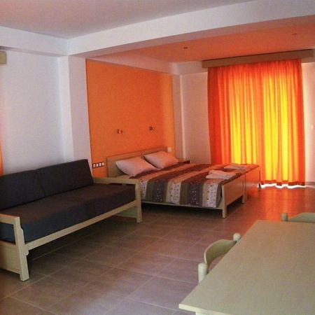 Christakis Hotel Sidárion Buitenkant foto
